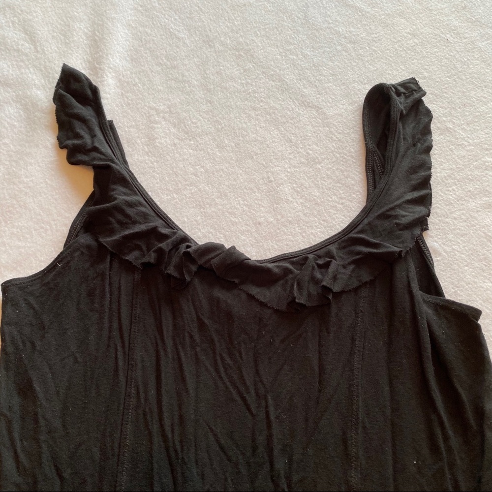 AE Ruffle Bodysuit - Picture 3 of 6